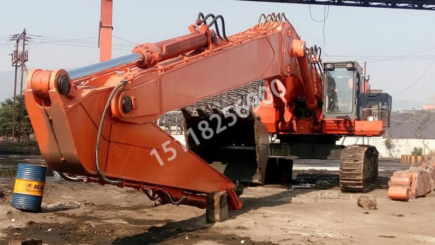 印度EX1200做28米挖掘機(jī)加長(zhǎng)臂案例